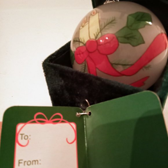 🎁NIB NWT Holiday Editions Christmas Hand Painted Glass Ornament in Box - Picture 6 of 8